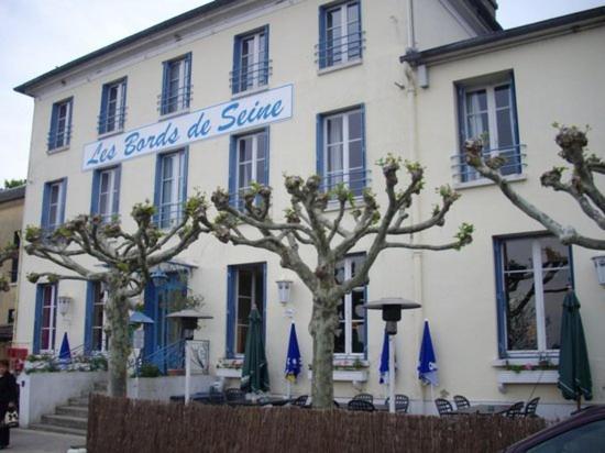 Logis Hotel & Restaurant - Les Bords De Seine 라로쉬기용 외부 사진