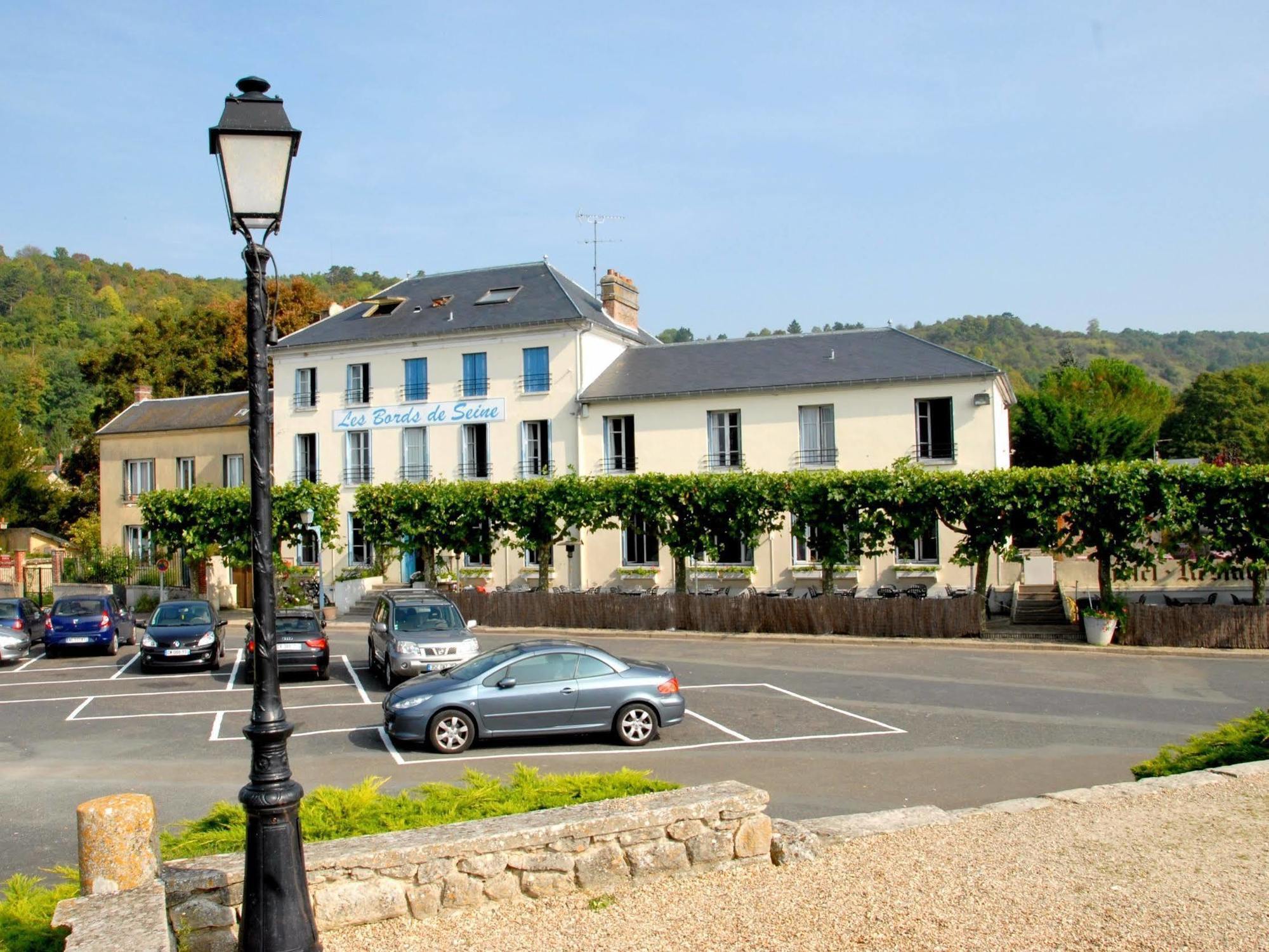 Logis Hotel & Restaurant - Les Bords De Seine 라로쉬기용 외부 사진